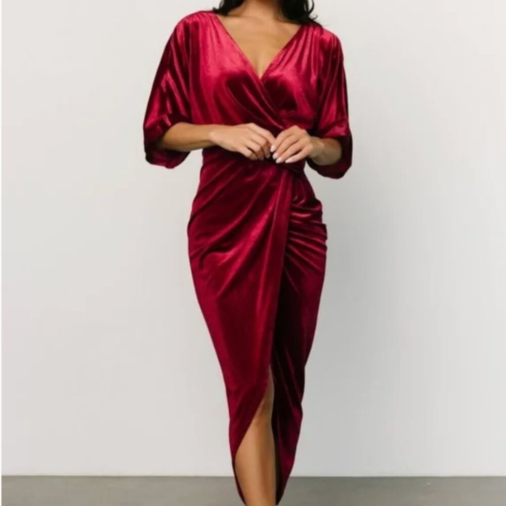 Baltic Born | Brendyn Ruched Velvet Dress Tulip Hem Wine Red | Size Medium